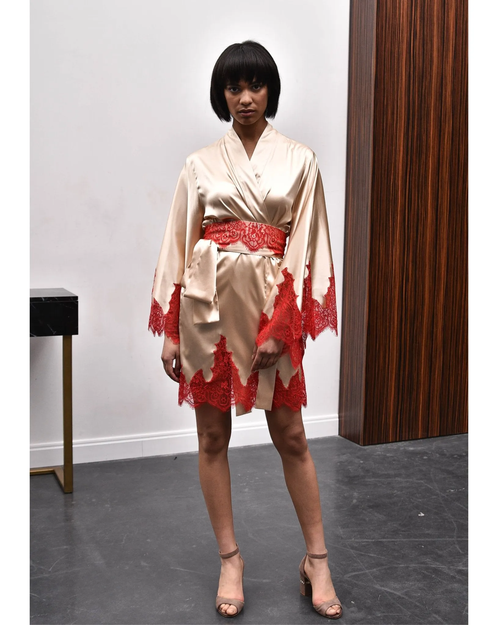 Audra Mini Silk Robe