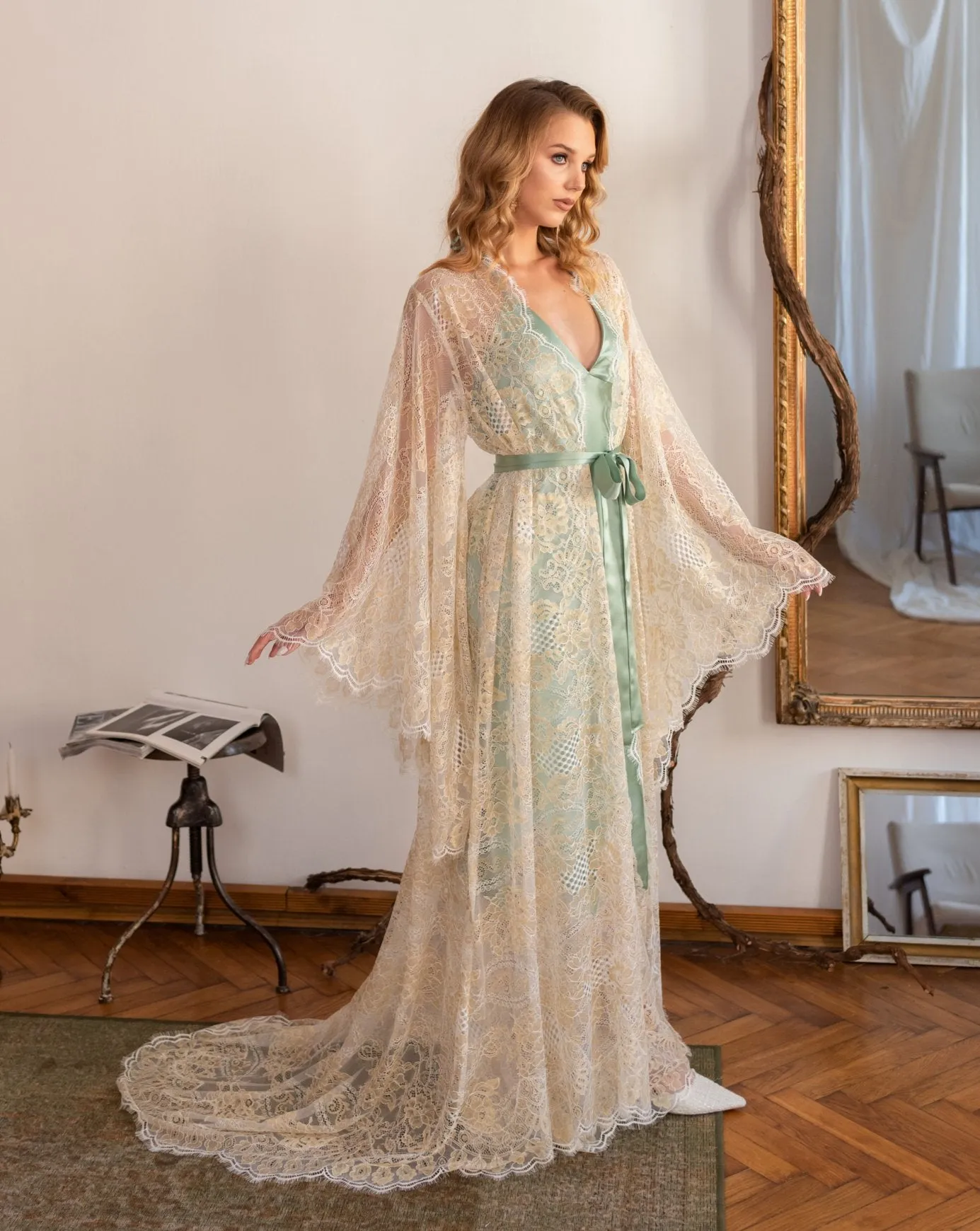 Baroque Robe and Nightgown Set