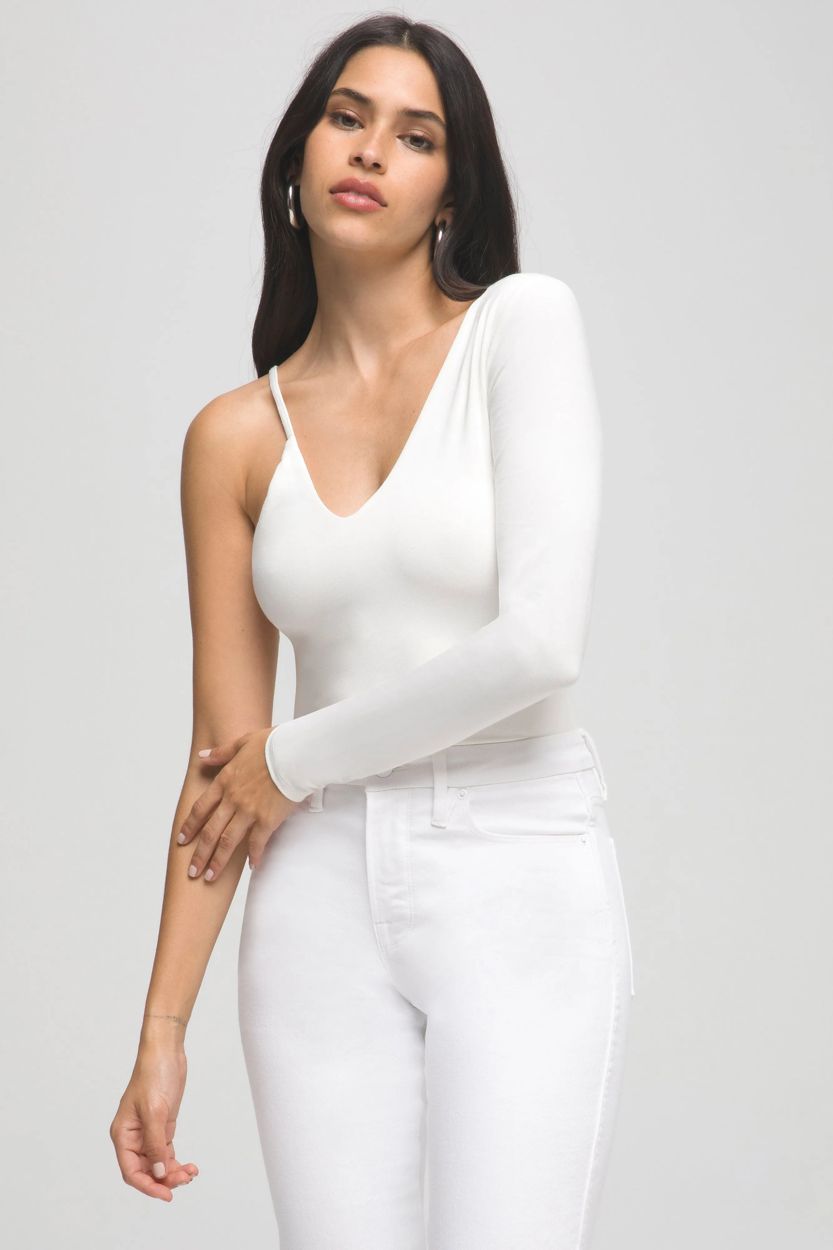 CONFIDENCE BODY | IVORY001