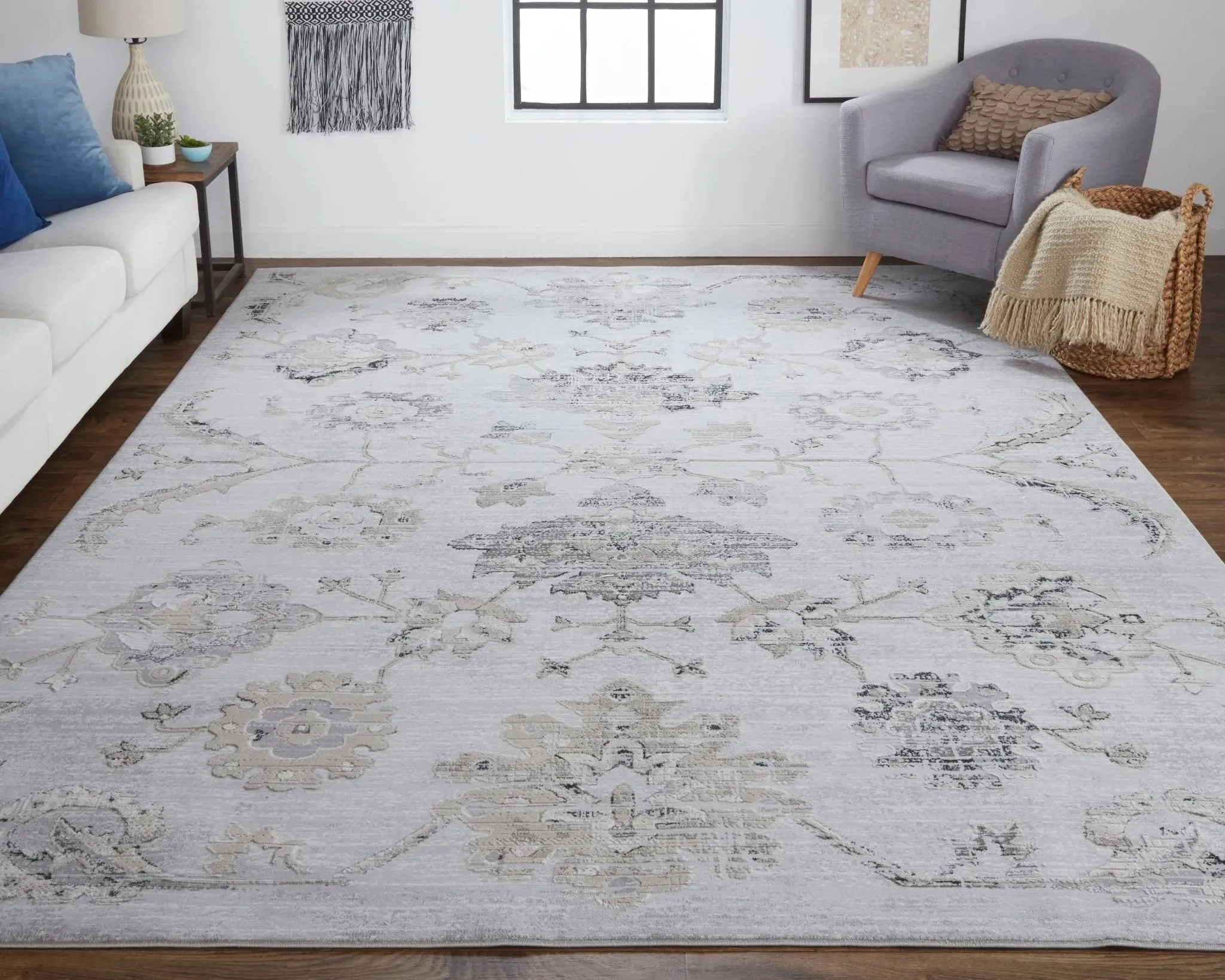 Macklaine MCK39FQF Silver/Beige Rug