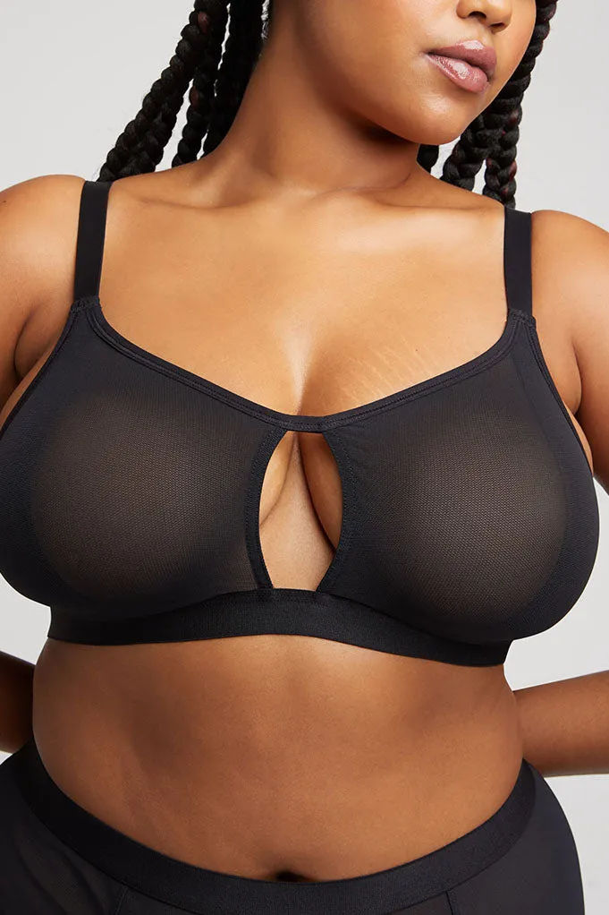 Sieve Cutout Bra in Black